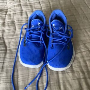 Brand new Steph Curry boys shoes.